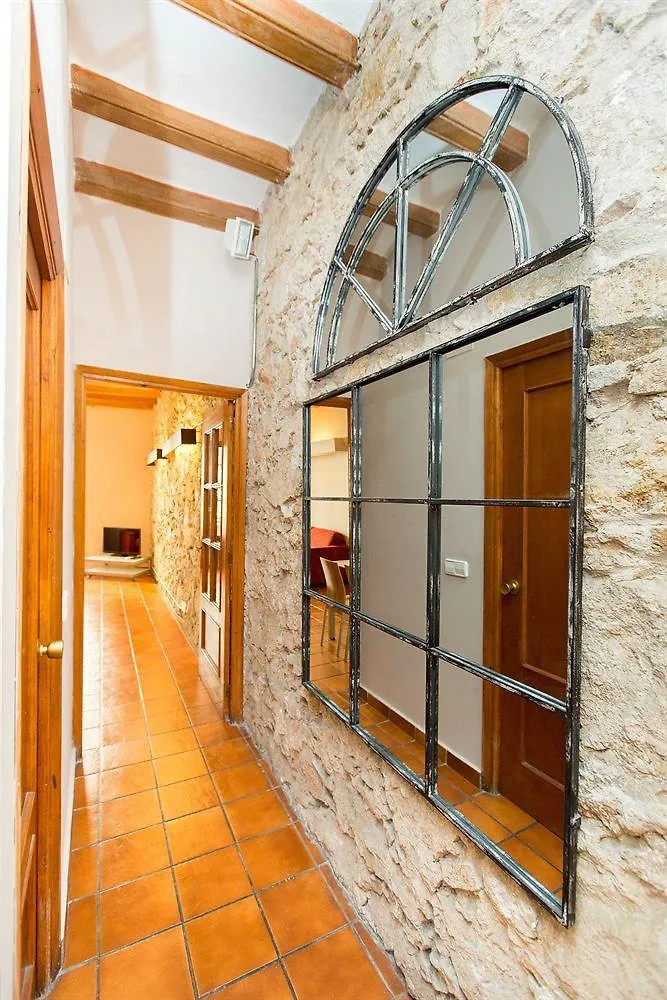 AinB Las Ramblas-Guardia Apartments Barcelona