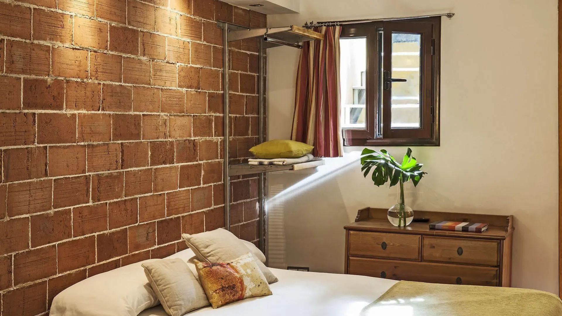 Ainb Las Ramblas-Guardia Apartments Βαρκελώνη