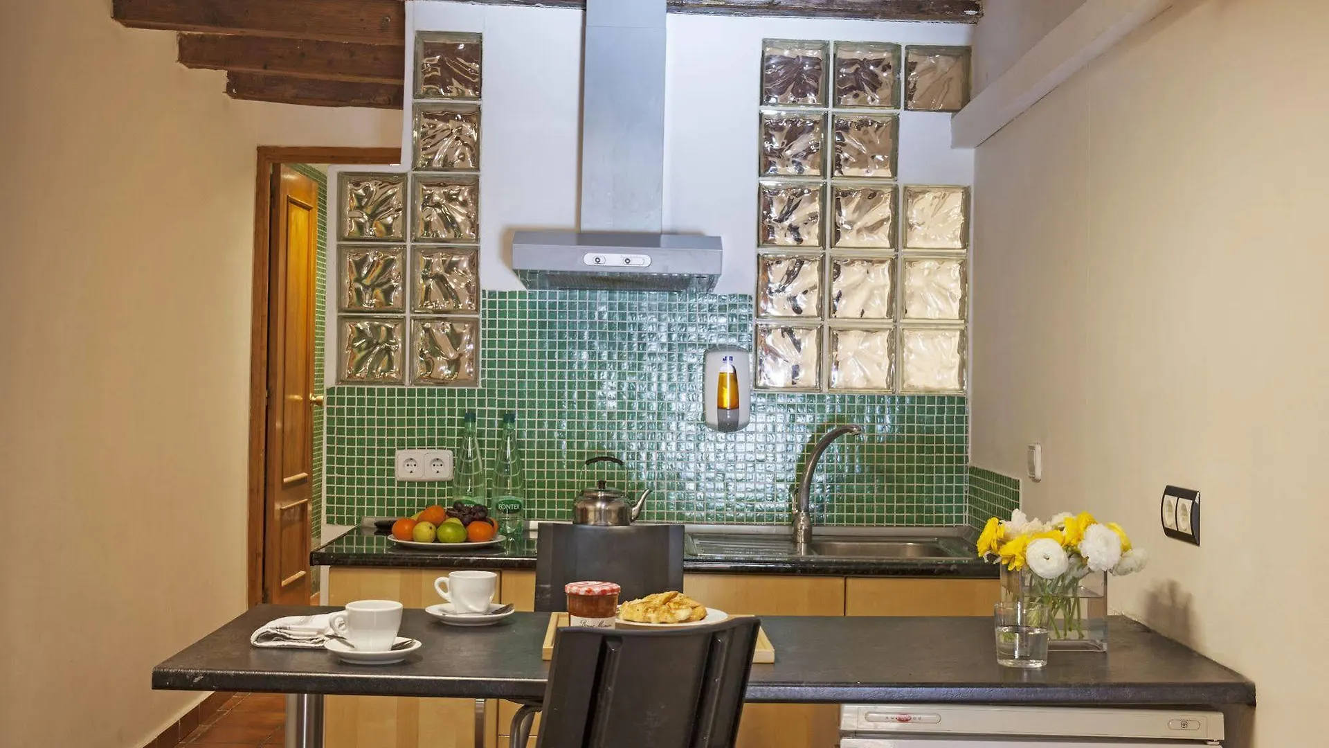 Ainb Las Ramblas-Guardia Apartments Βαρκελώνη 0*,  Ισπανία