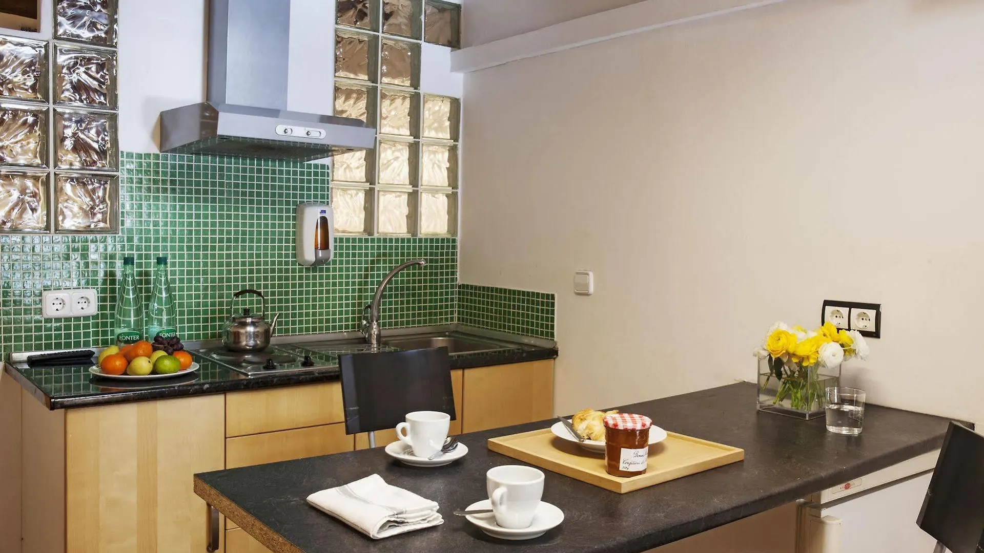 Ainb Las Ramblas-Guardia Apartments Βαρκελώνη